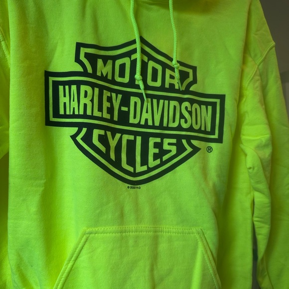 New, Unworn Harley-Davidson Safety Green Pullover Hoodie size Medium - Picture 3 of 6